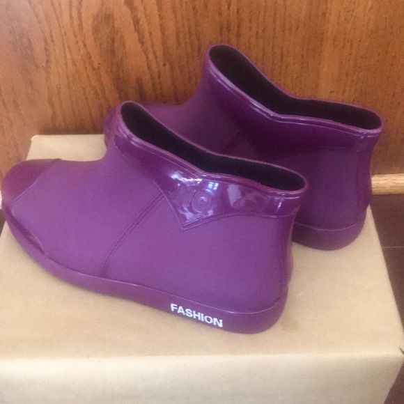 “NEW ARRIVALS” NQ fashion women’s rain boots, non-slip wear-resistant size 9.5 - Picture 5 of 10